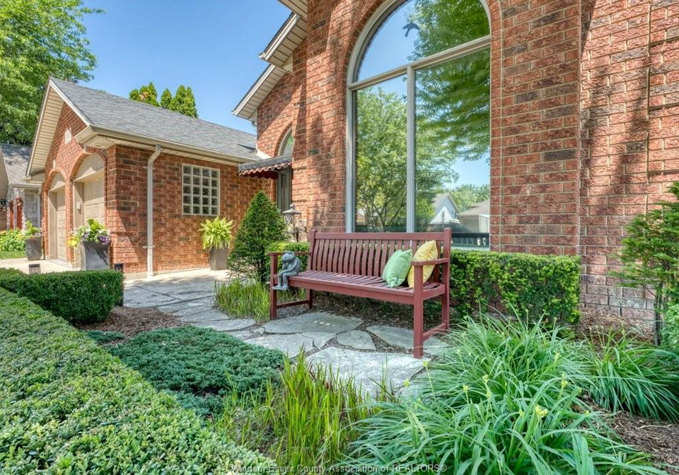3898-northway-avenue-windsor-ontario-26014901