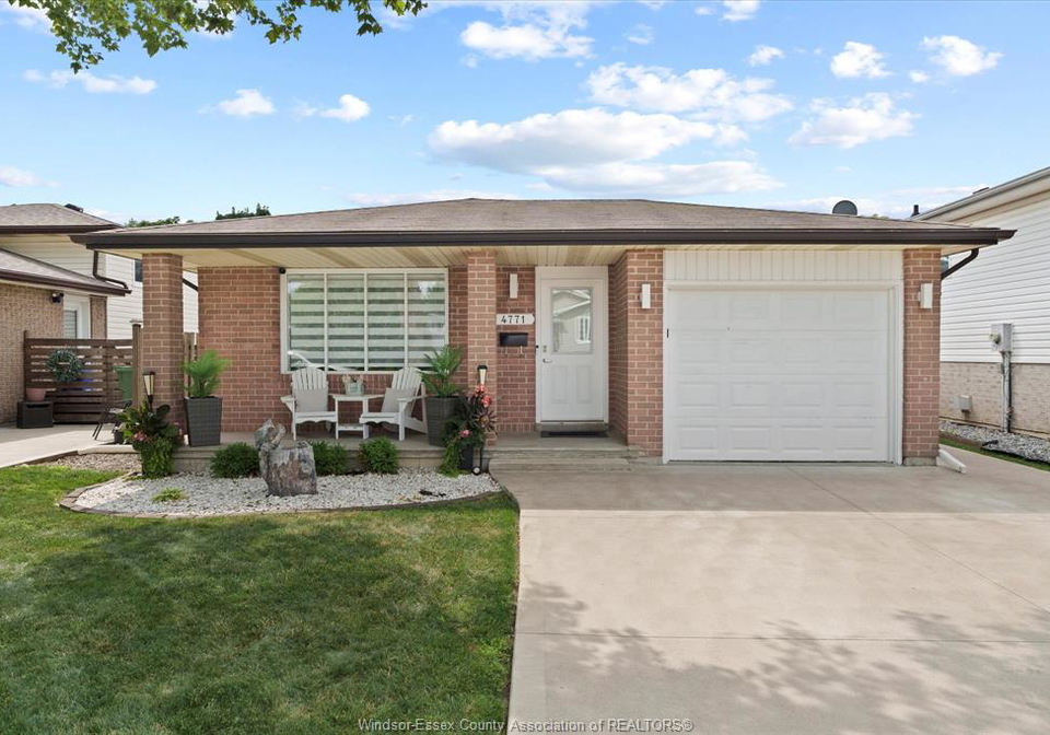 4771-theresa-windsor-ontario-26014902
