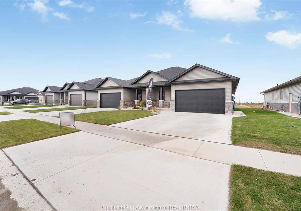 125-brighton-place-chatham-ontario-26014907