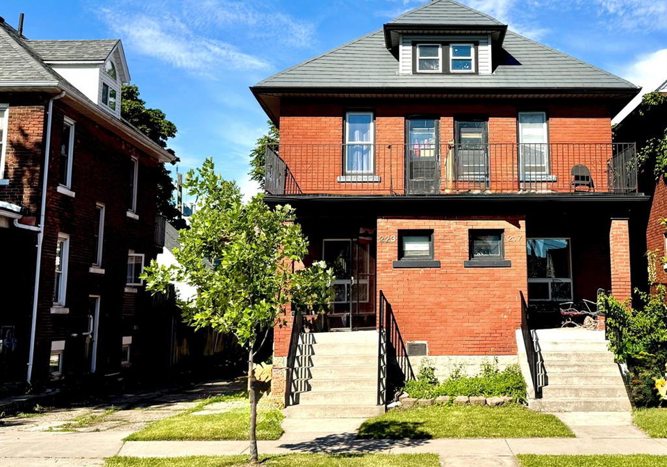223-gladstone-avenue-windsor-ontario-26014910