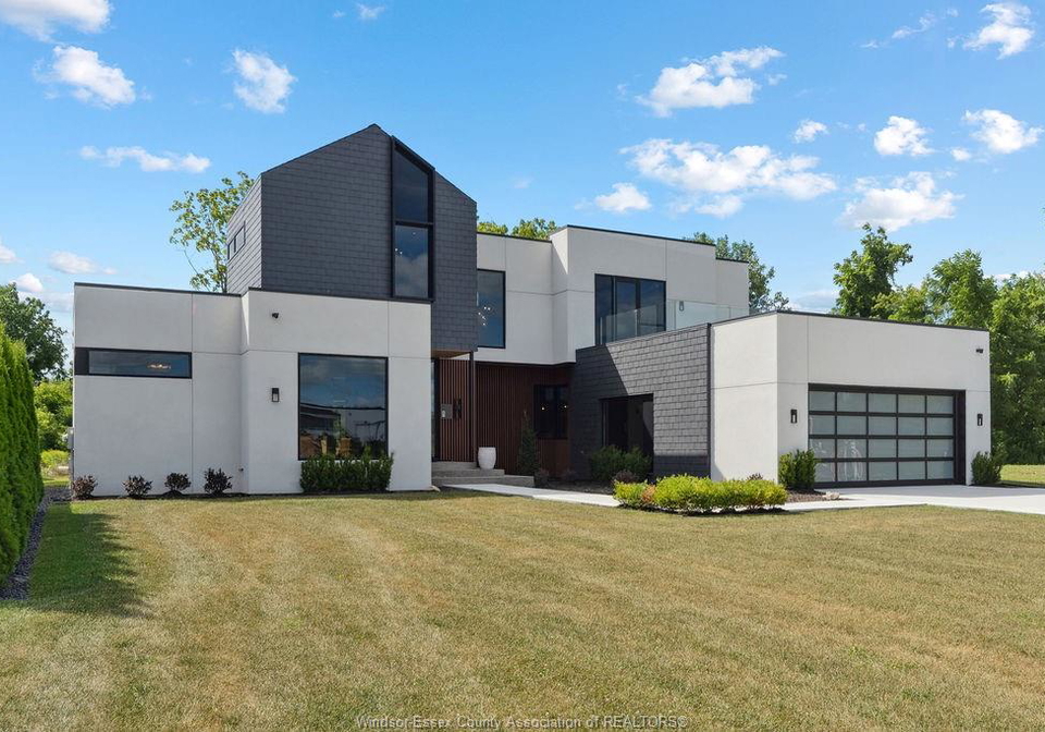 152-grandview-avenue-kingsville-ontario-26014917