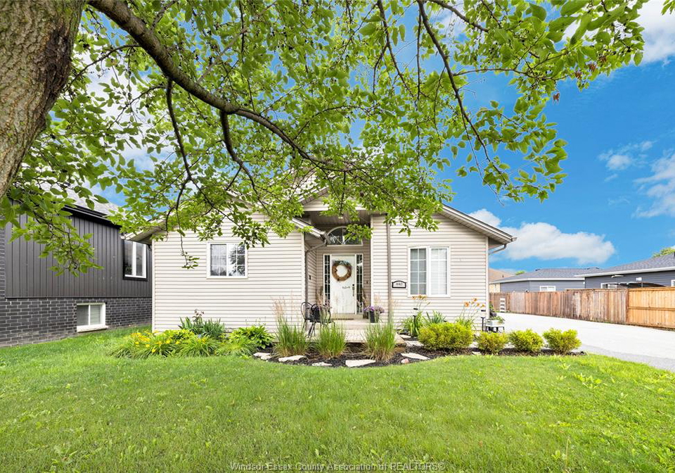 440-west-belle-river-road-lakeshore-ontario-26014932