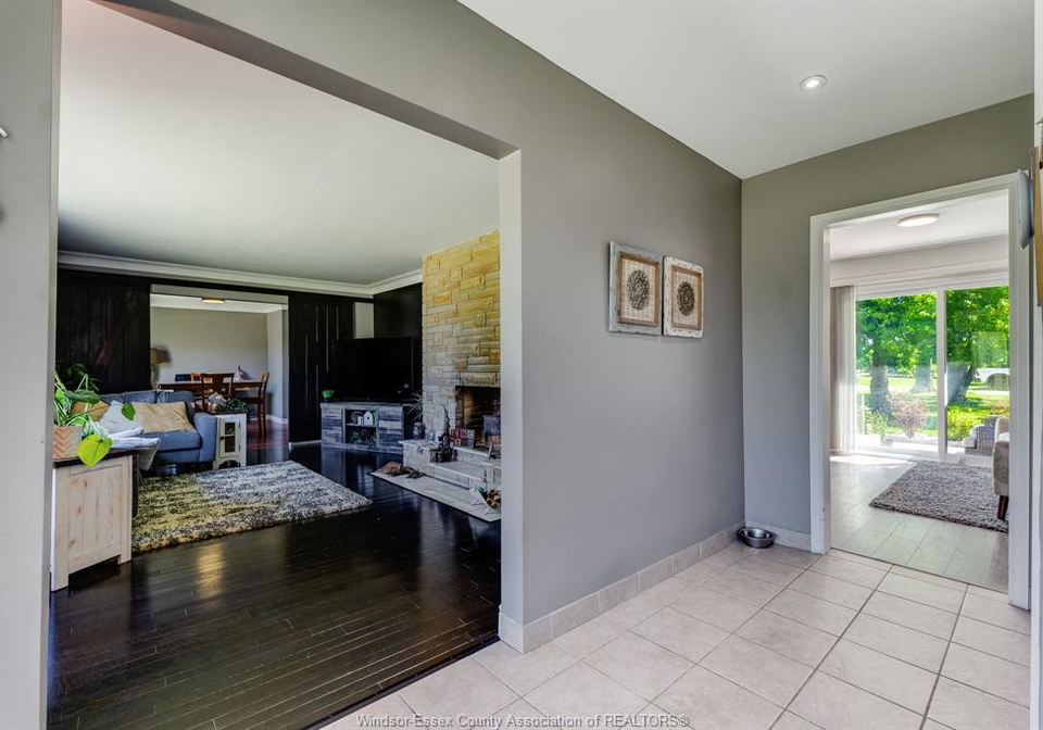 1235-gesto-sideroad-essex-ontario-26014933