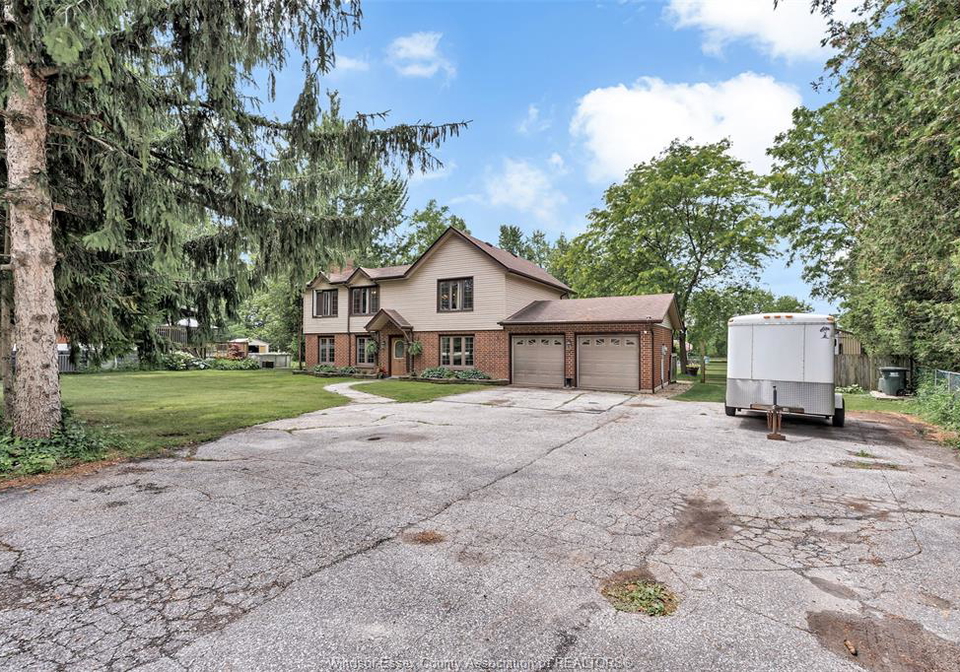 425-county-road-34-west-kingsville-ontario-26014941