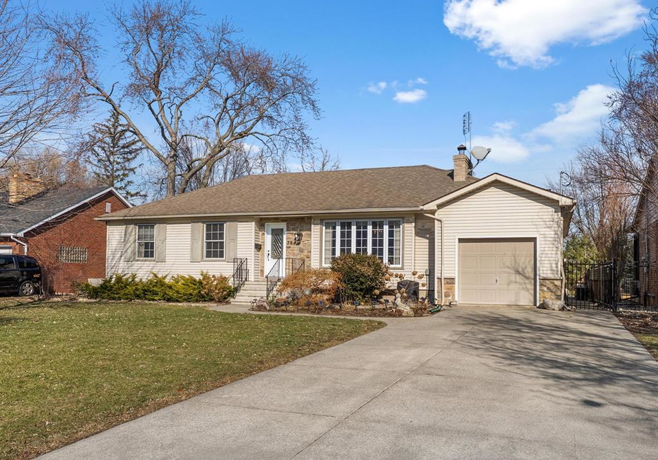 264-patrice-drive-windsor-ontario-26014954