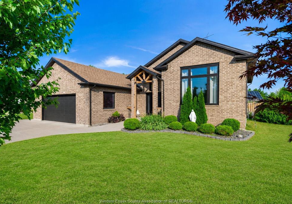 3-sara-boulevard-cottam-ontario-26014958