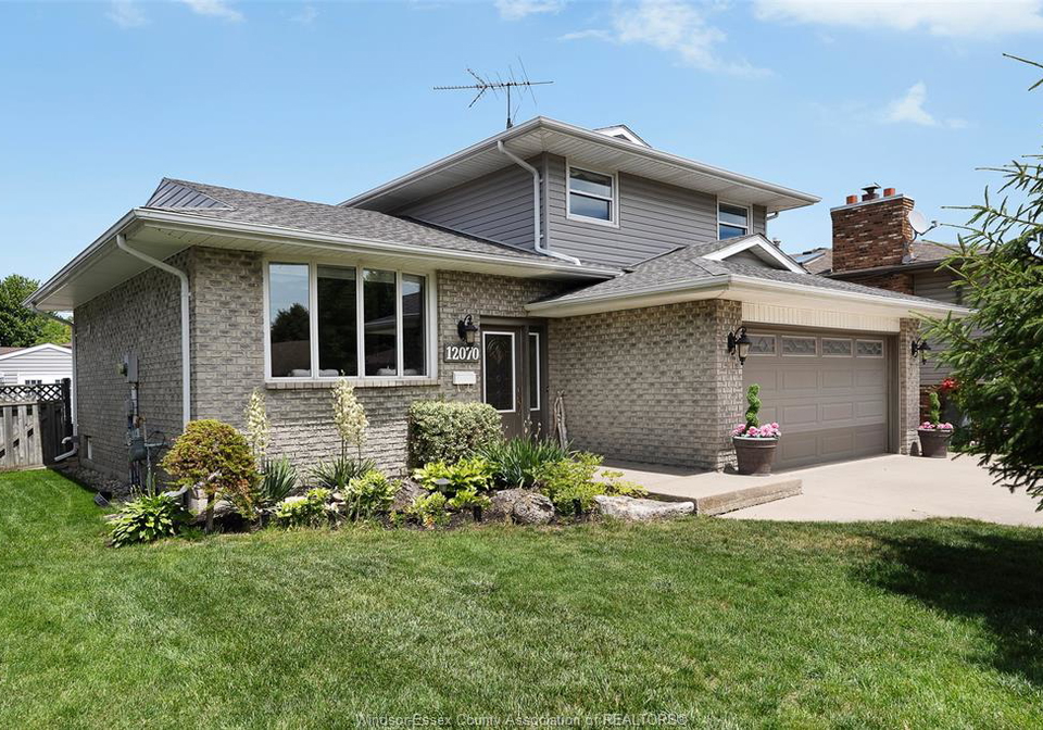 12070-baillargeon-tecumseh-ontario-26014961