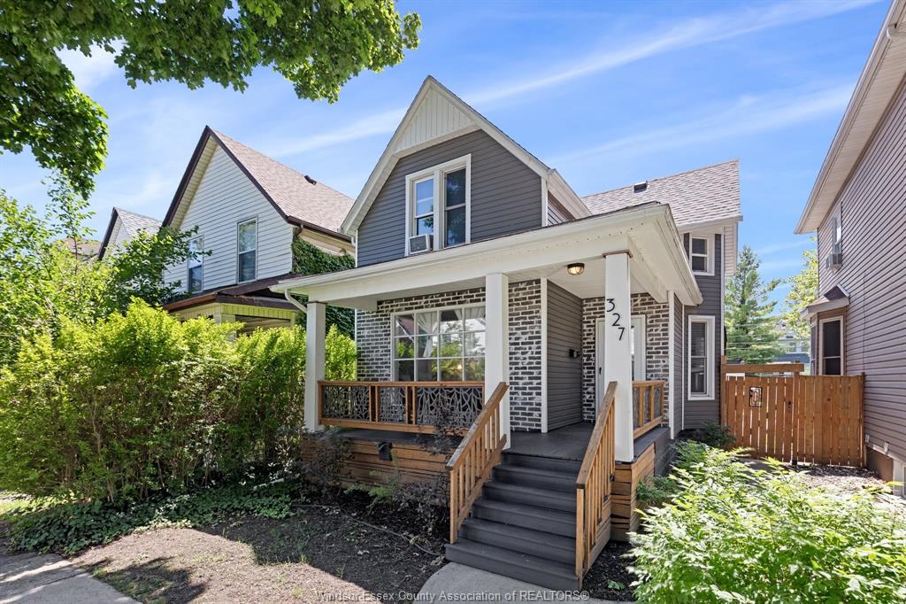 327-lincoln-windsor-ontario-26014968
