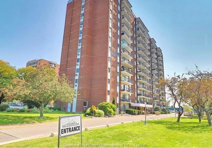 8591-riverside-drive-windsor-ontario-26014973