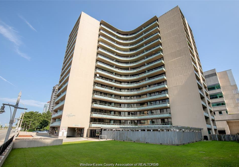 111-riverside-drive-east-windsor-ontario-26014974