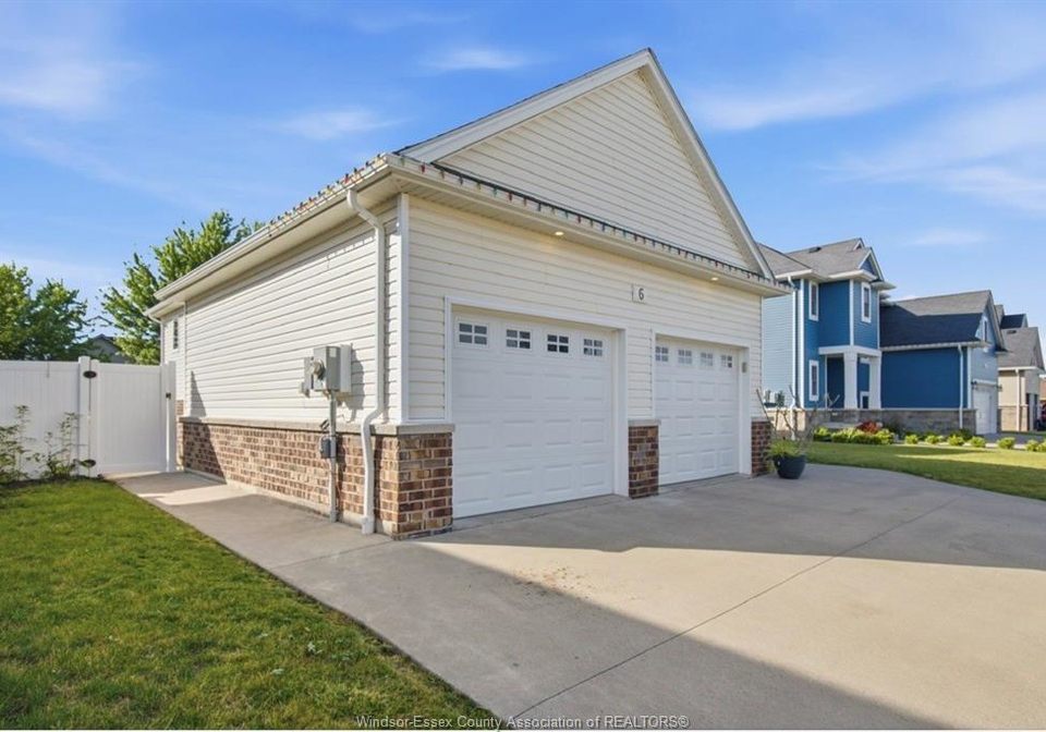 6-joaney-lane-cottam-ontario-26015002