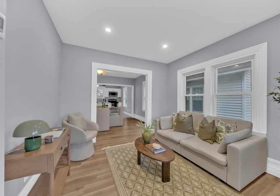 2181-howard-avenue-windsor-ontario-26015031