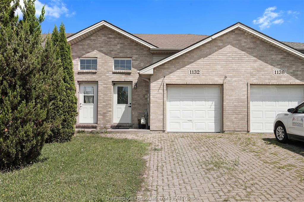 1132-settlers-street-windsor-ontario-26015047