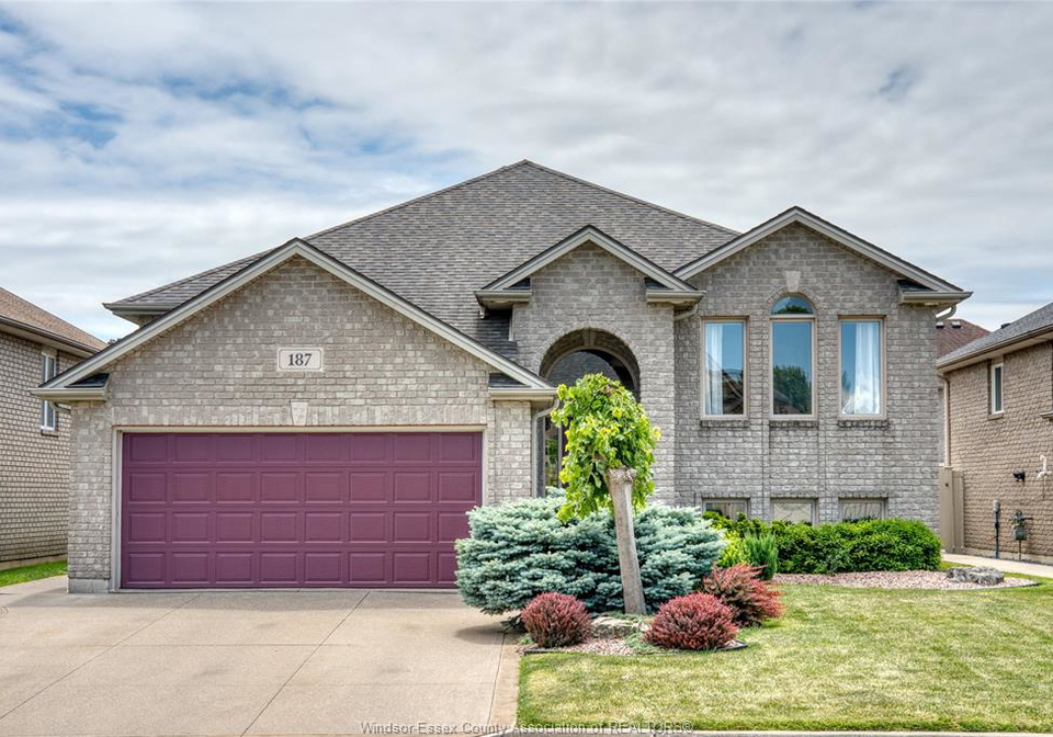 187-rockhaven-drive-lakeshore-ontario-26015055