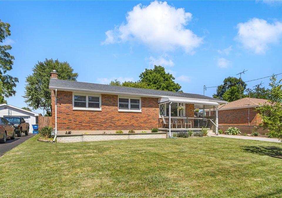 147-coverdale-street-chatham-ontario-26015059