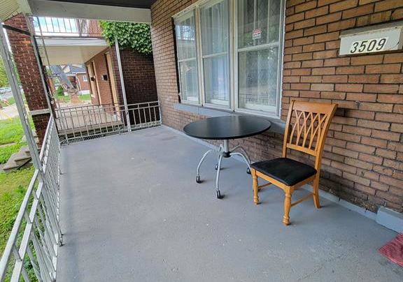 3509-peter-windsor-ontario-26015063