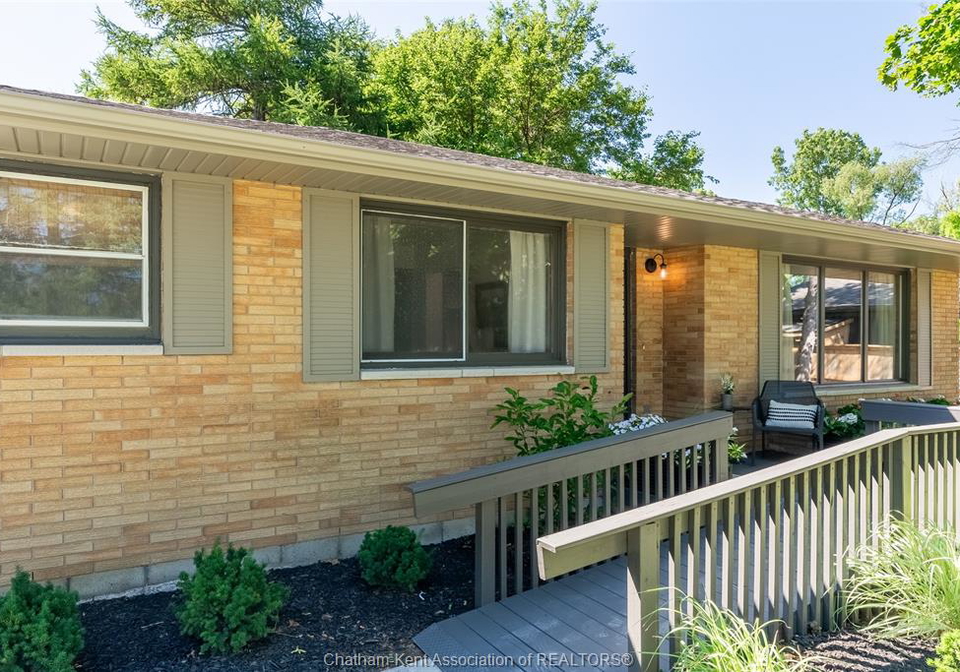 140-gregory-drive-east-chatham-township-ontario-26015068