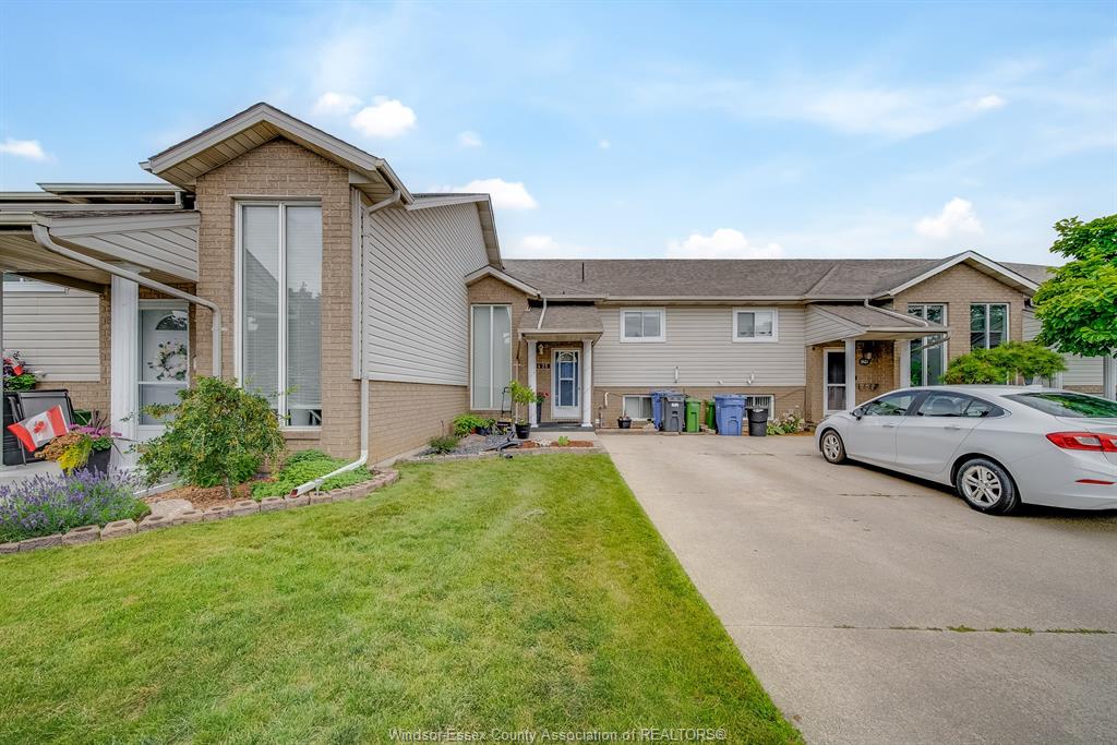 1425-mickaila-crescent-tecumseh-ontario-26015072