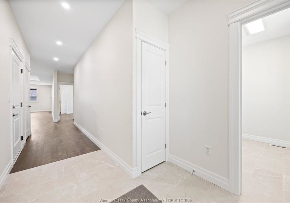 61-pereira-harrow-ontario-26015074