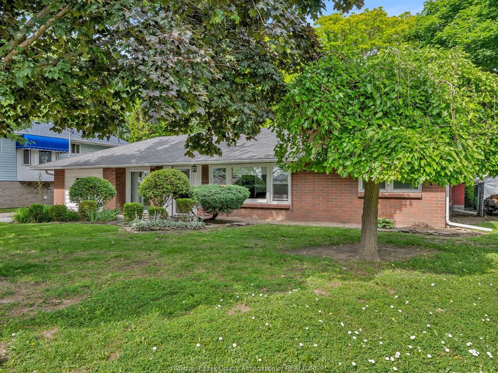 3278-clemenceau-windsor-ontario-26015106
