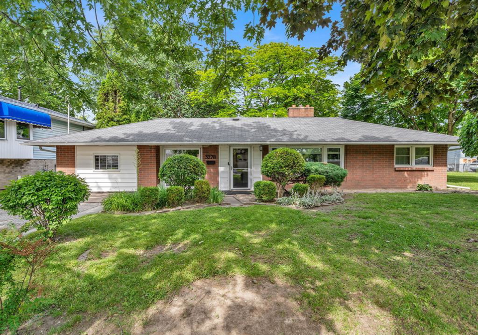 3278-clemenceau-windsor-ontario-26015106
