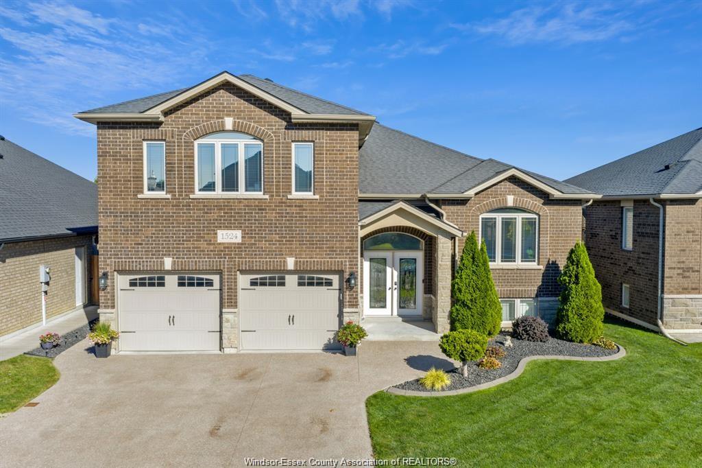 1524-inverness-avenue-windsor-ontario-26015122