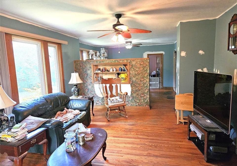 418-gillard-street-wallaceburg-ontario-26015131