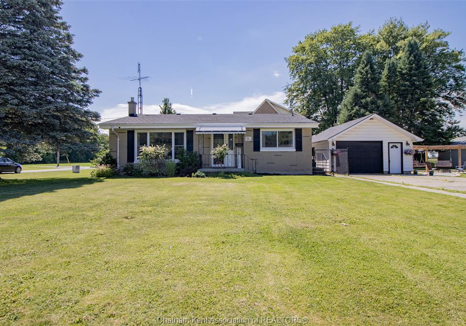 67-walnut-drive-wallaceburg-ontario-26015142