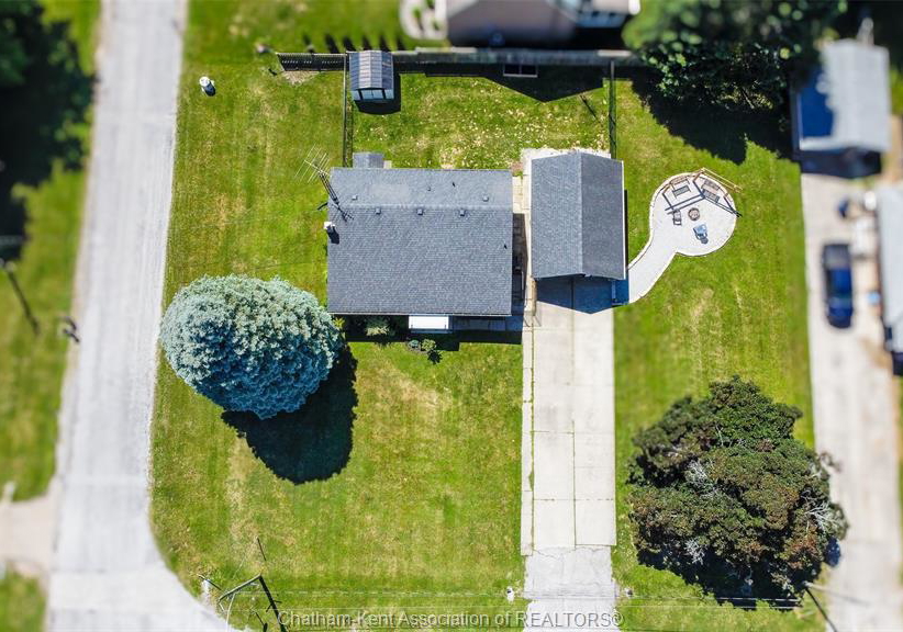 67-walnut-drive-wallaceburg-ontario-26015142