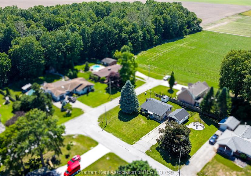 67-walnut-drive-wallaceburg-ontario-26015142