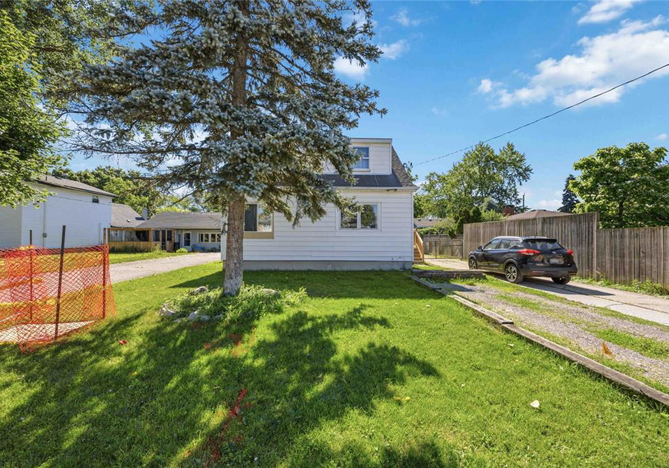 2012-wayne-avenue-sarnia-ontario-26015147
