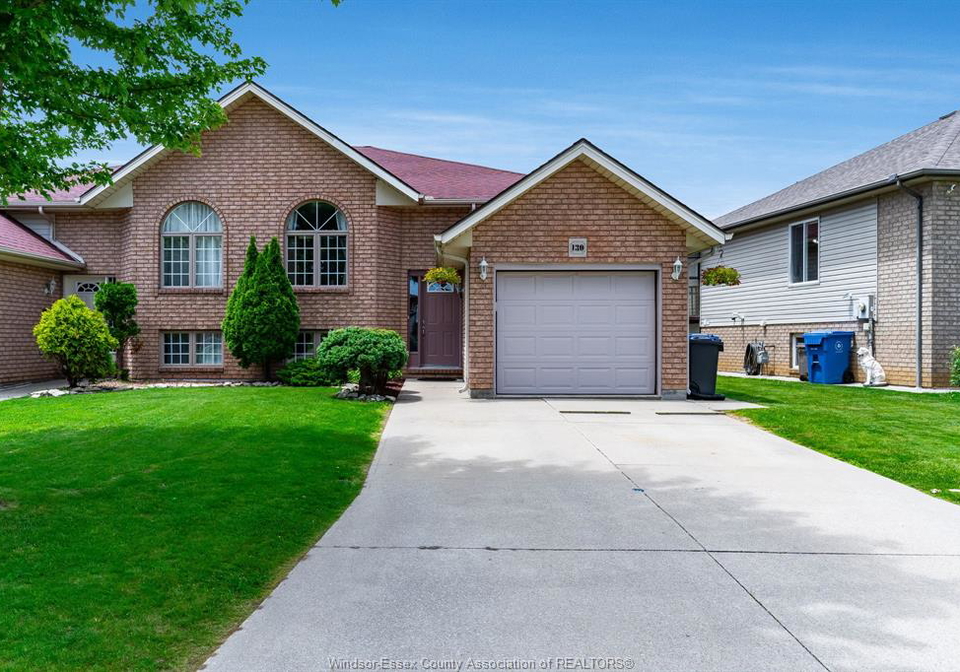 130-sturgeon-meadows-avenue-leamington-ontario-26015155