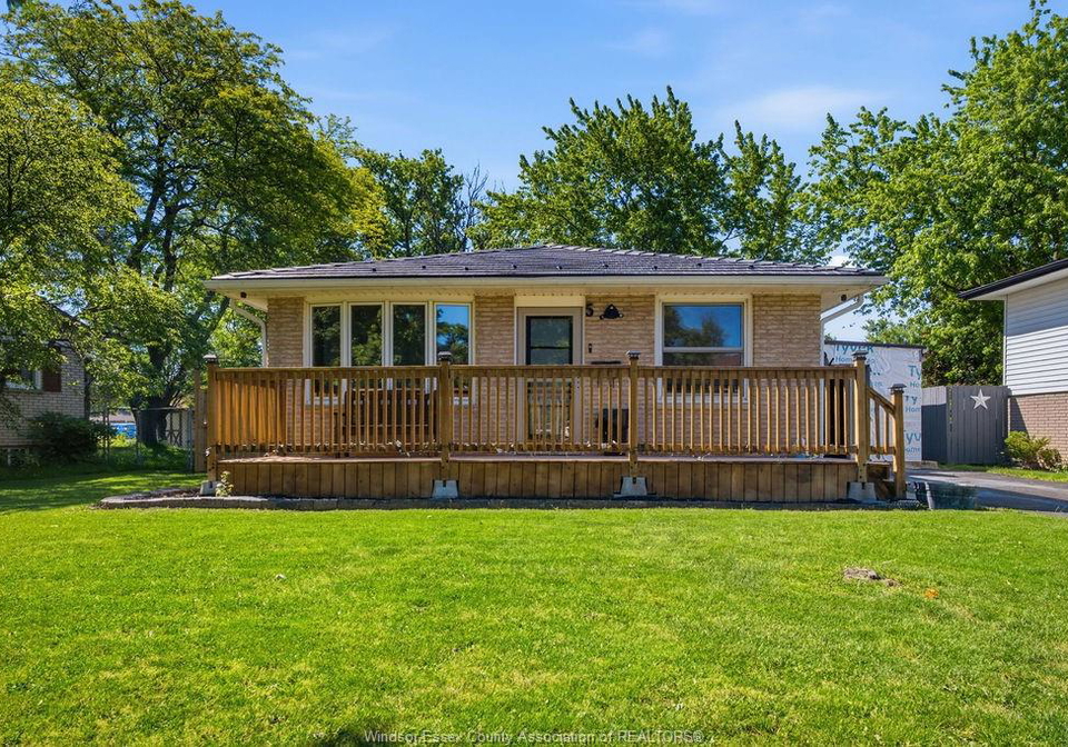 5-jeffery-tilbury-ontario-26015169
