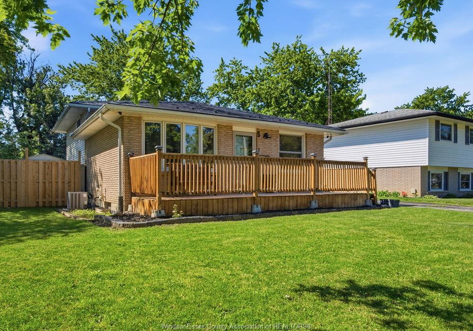 5-jeffery-tilbury-ontario-26015169