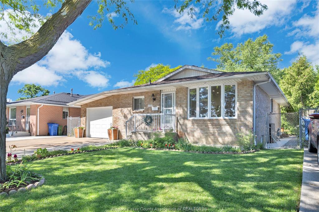 2709-jefferson-windsor-ontario-26015171
