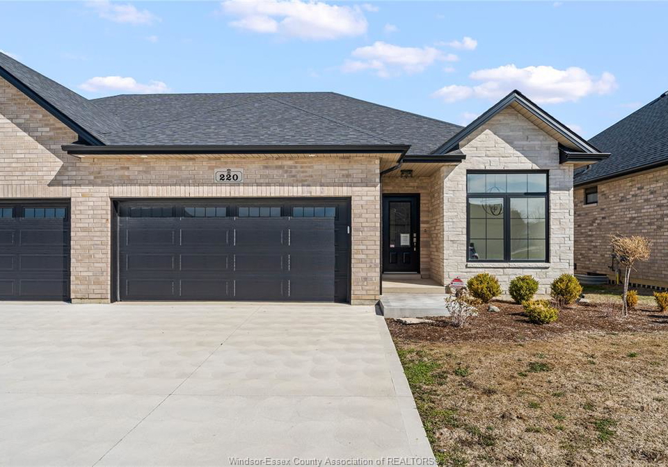 220-mclellan-avenue-amherstburg-ontario-26015173