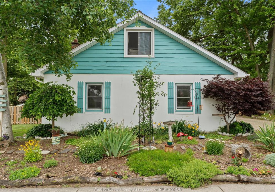 221-centre-street-harrow-ontario-26015177