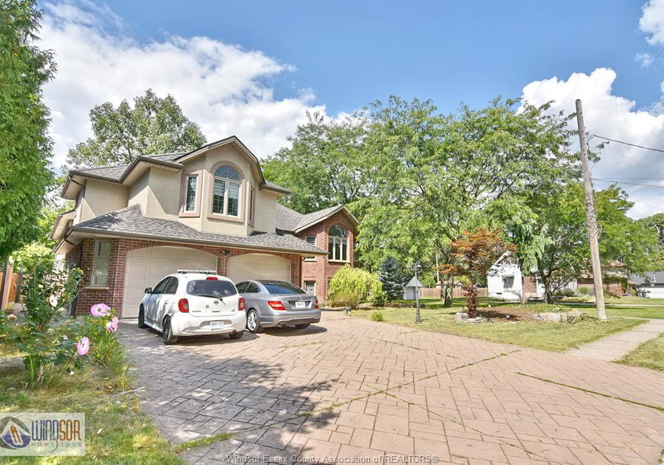 4305-casgrain-windsor-ontario-26015183