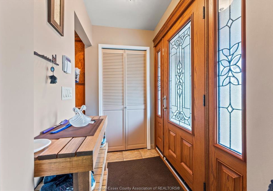 1290-county-road-22-lakeshore-ontario-26015191
