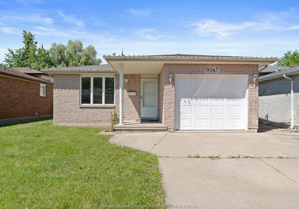 9347-tamarack-street-windsor-ontario-26015202
