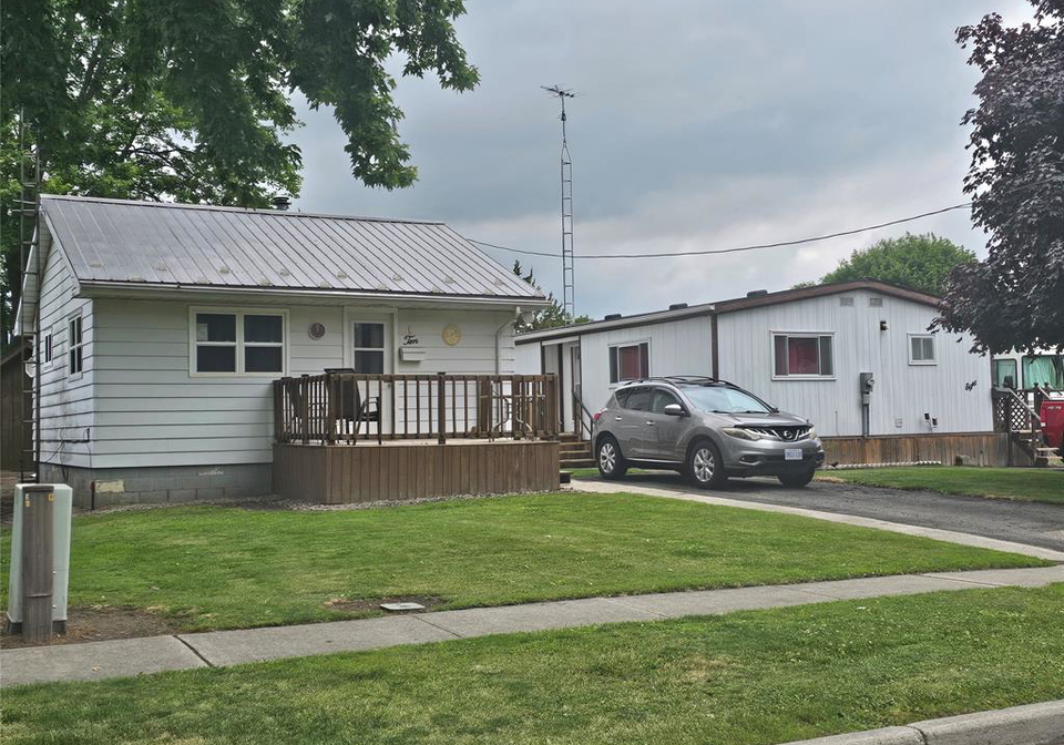 8-10-henry-street-wallaceburg-ontario-26015221