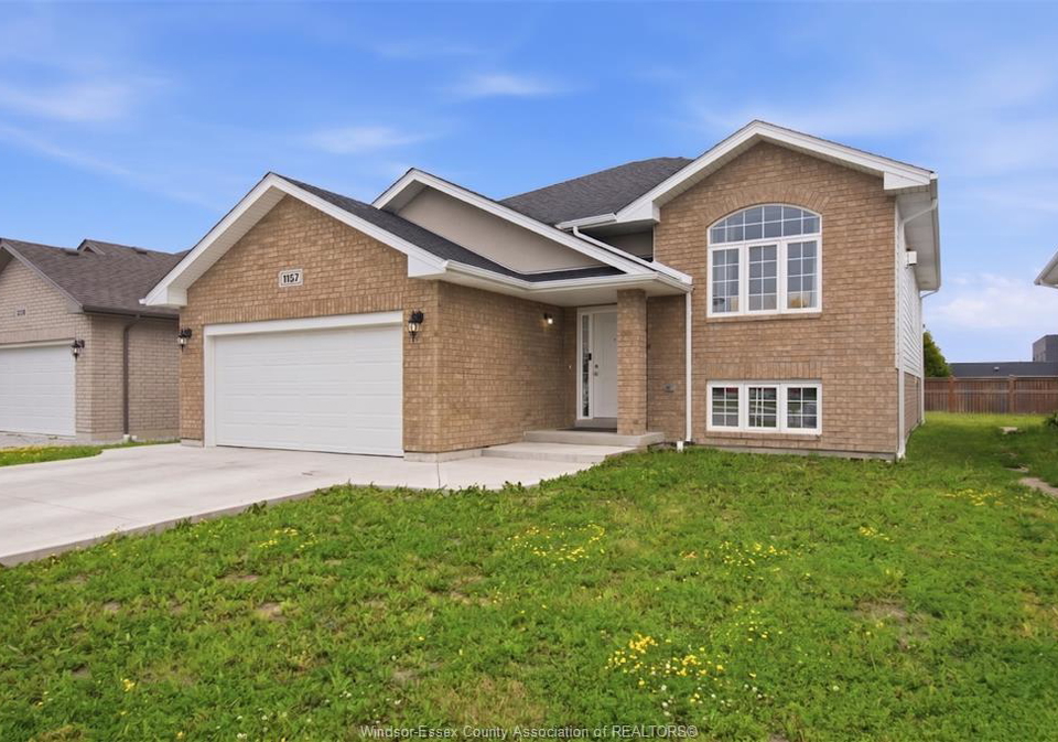 1157-aspen-ridge-crescent-lakeshore-ontario-26015226