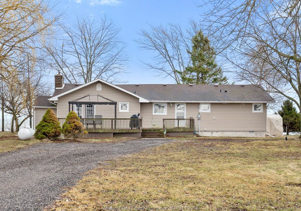 1956-ocean-boulevard-wheatley-ontario-26015228