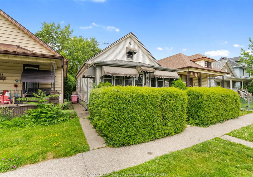 942-lincoln-road-windsor-ontario-26015258