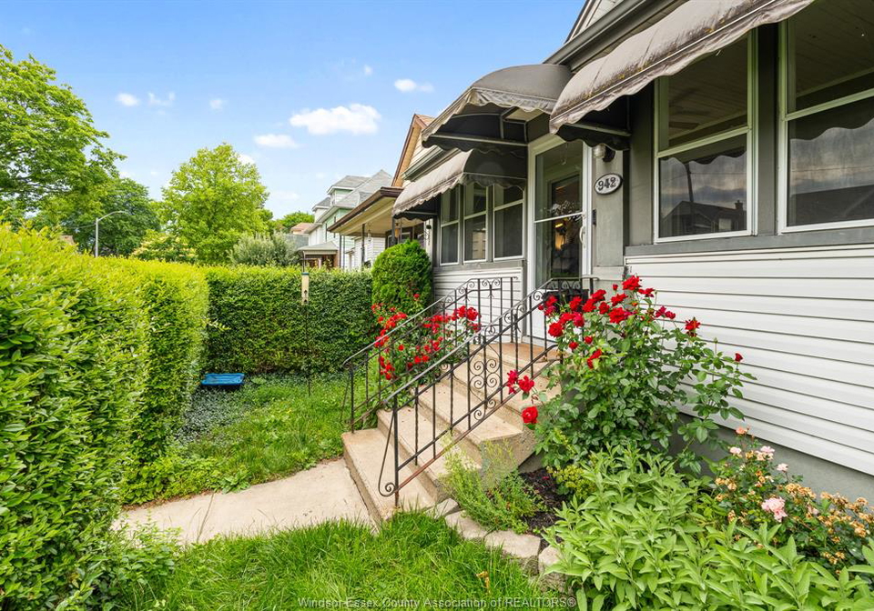 942-lincoln-road-windsor-ontario-26015258