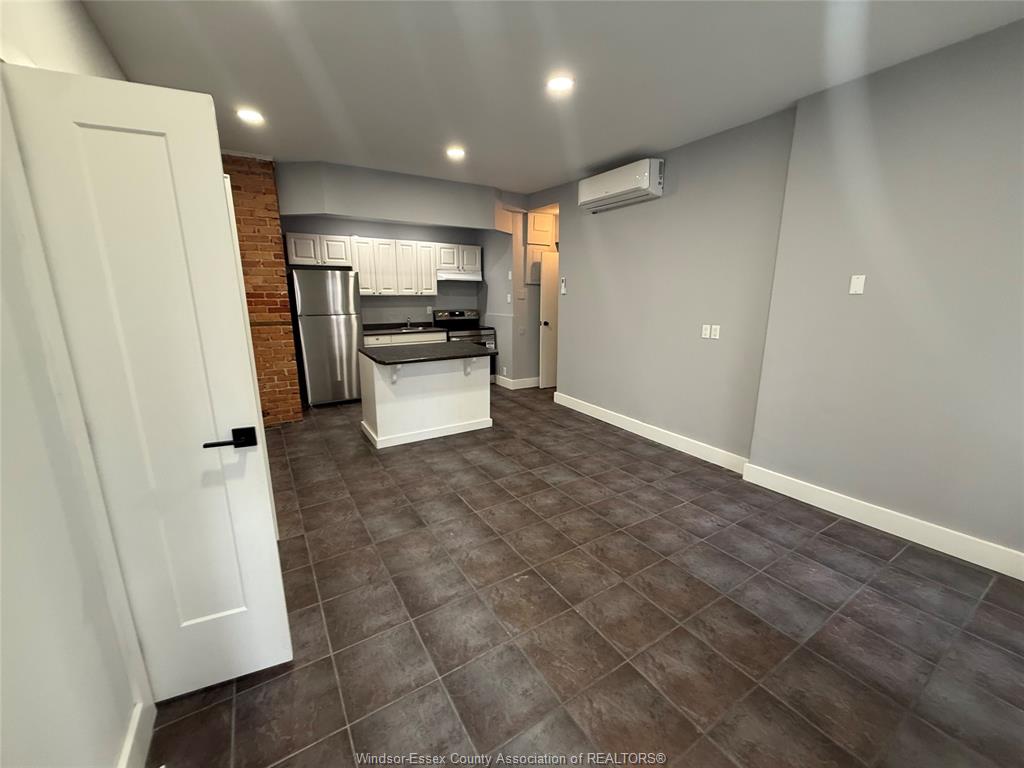 405-pelissier-windsor-ontario-26015263