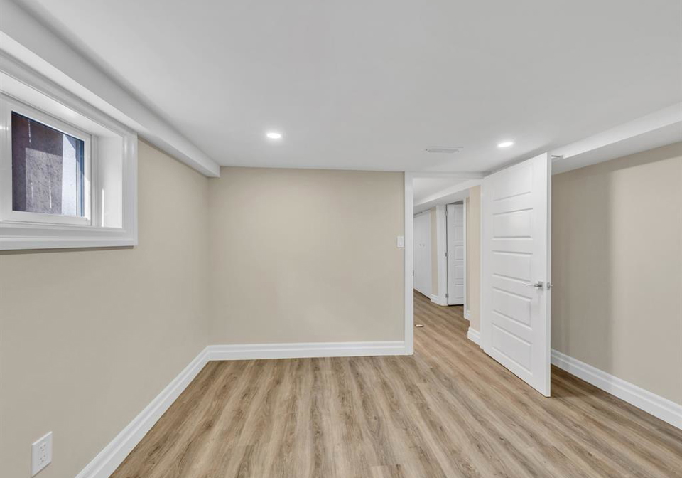 1568-york-street-windsor-ontario-26015264