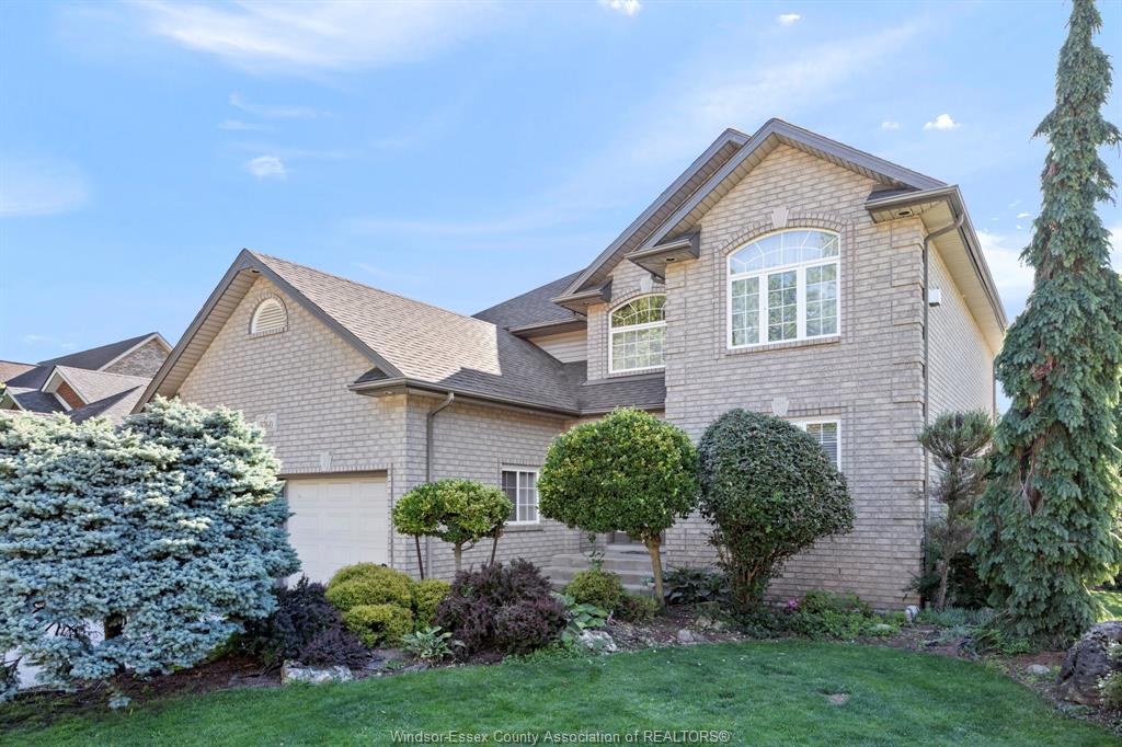 5760-wayne-lasalle-ontario-26015304