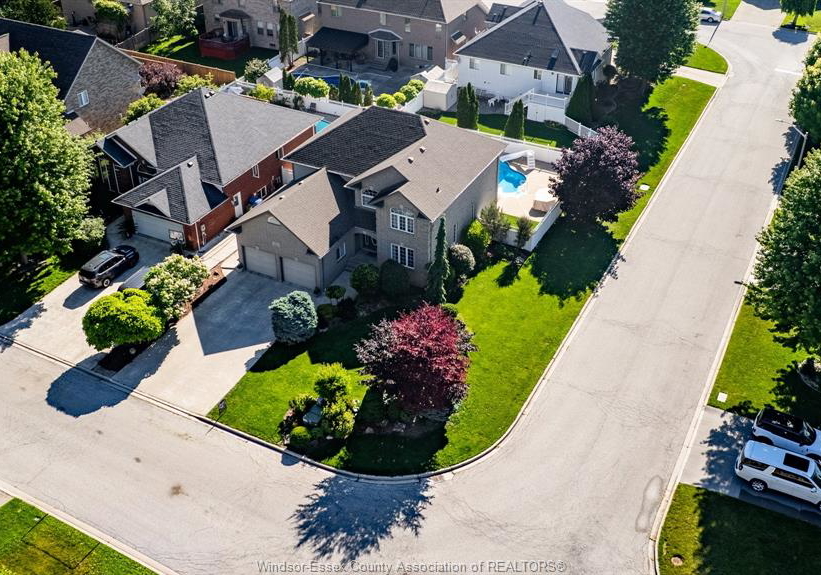 5760-wayne-lasalle-ontario-26015304
