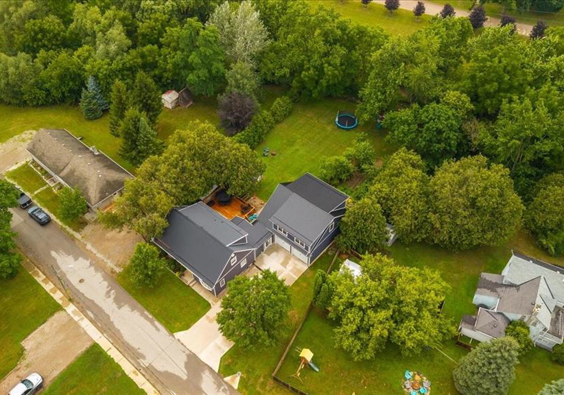 5-union-street-west-lambton-shores-ontario-26015326